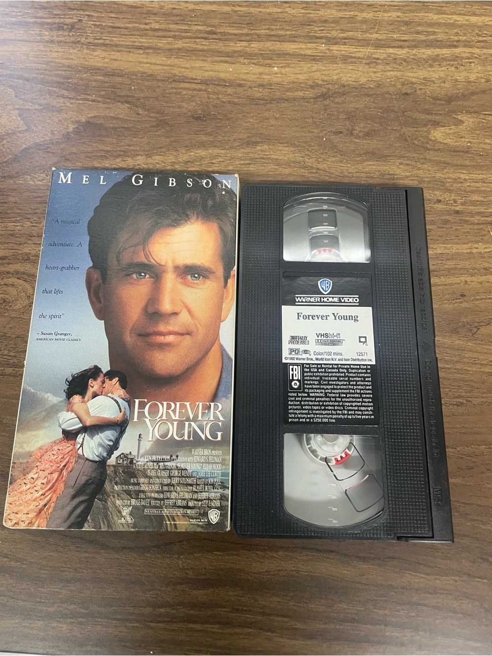 VTG Forever Young VHS 1992 Movie Mel Gibson Retro - Picture 2 of 4